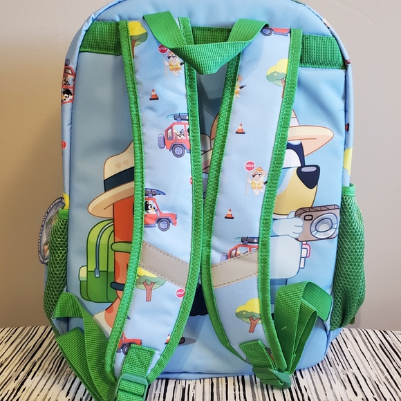 Bluey 2 Piece Backpack Set with Detachable Insulated Lunch Bag - Picture 3 of 11